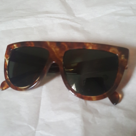 Celine Havana Flat Top Oversize FIRM PRICE - Picture 13 of 15